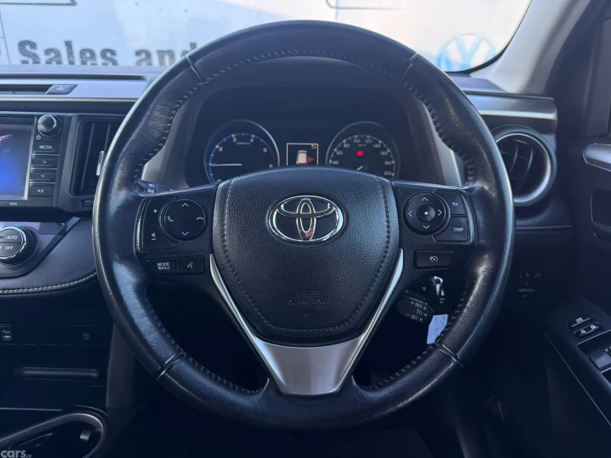 Toyota RAV4 SUV, Diesel, 2016, Bronze
