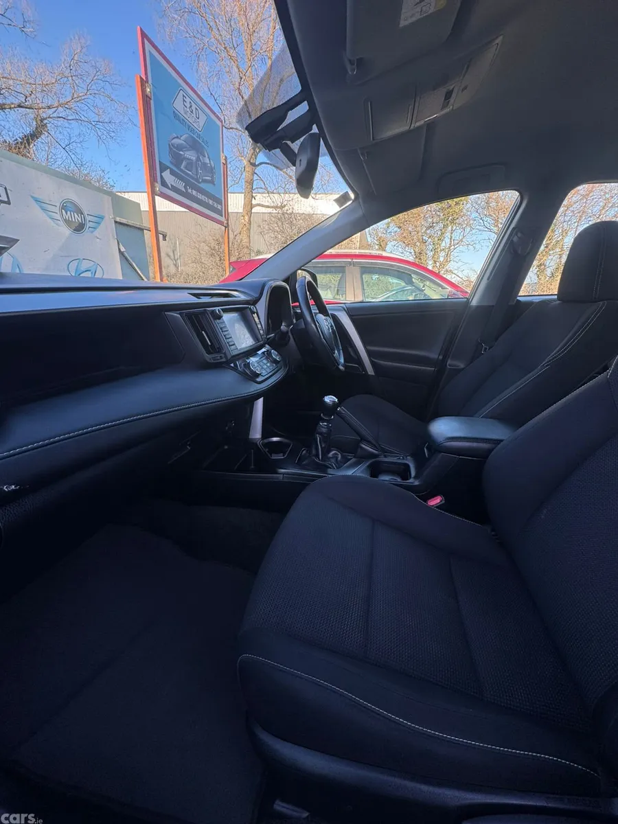 Toyota RAV4 SUV, Diesel, 2016, Bronze