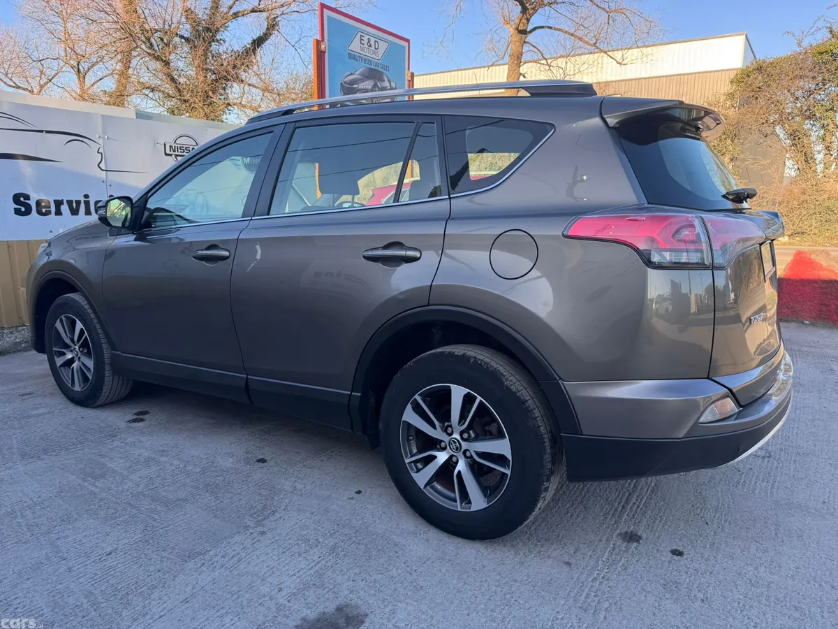 Toyota RAV4 SUV, Diesel, 2016, Bronze