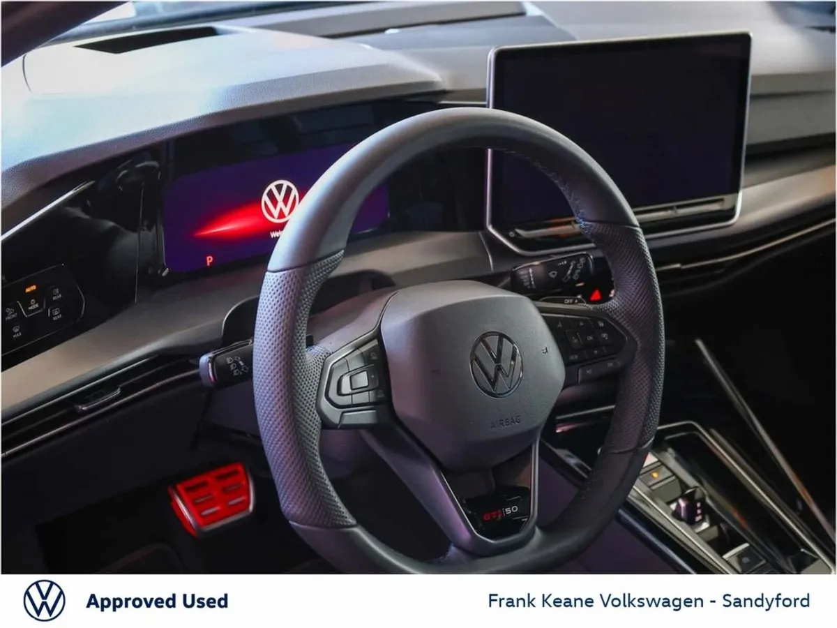 Volkswagen Golf Hatchback, Petrol, 2027, Red