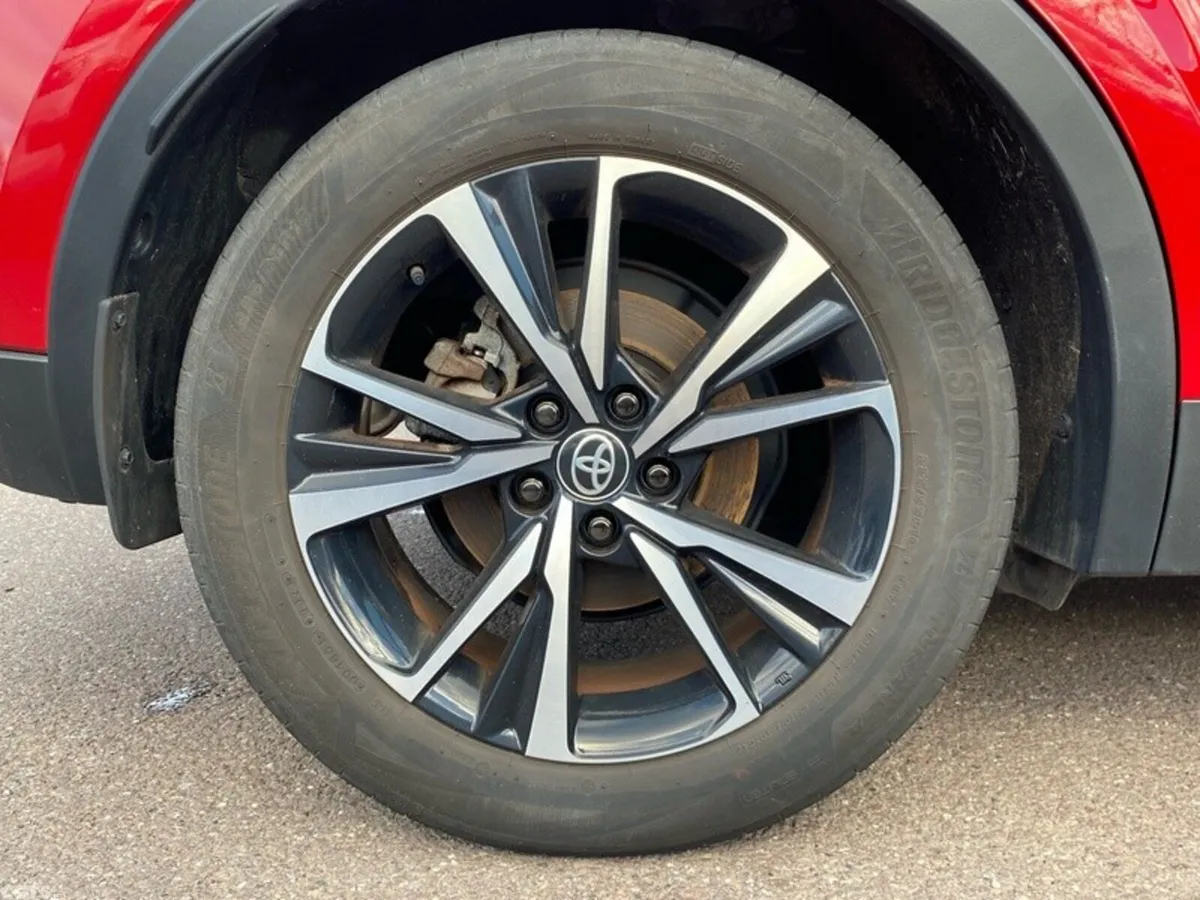 Toyota C-HR SUV, Petrol Hybrid, 2024, Red
