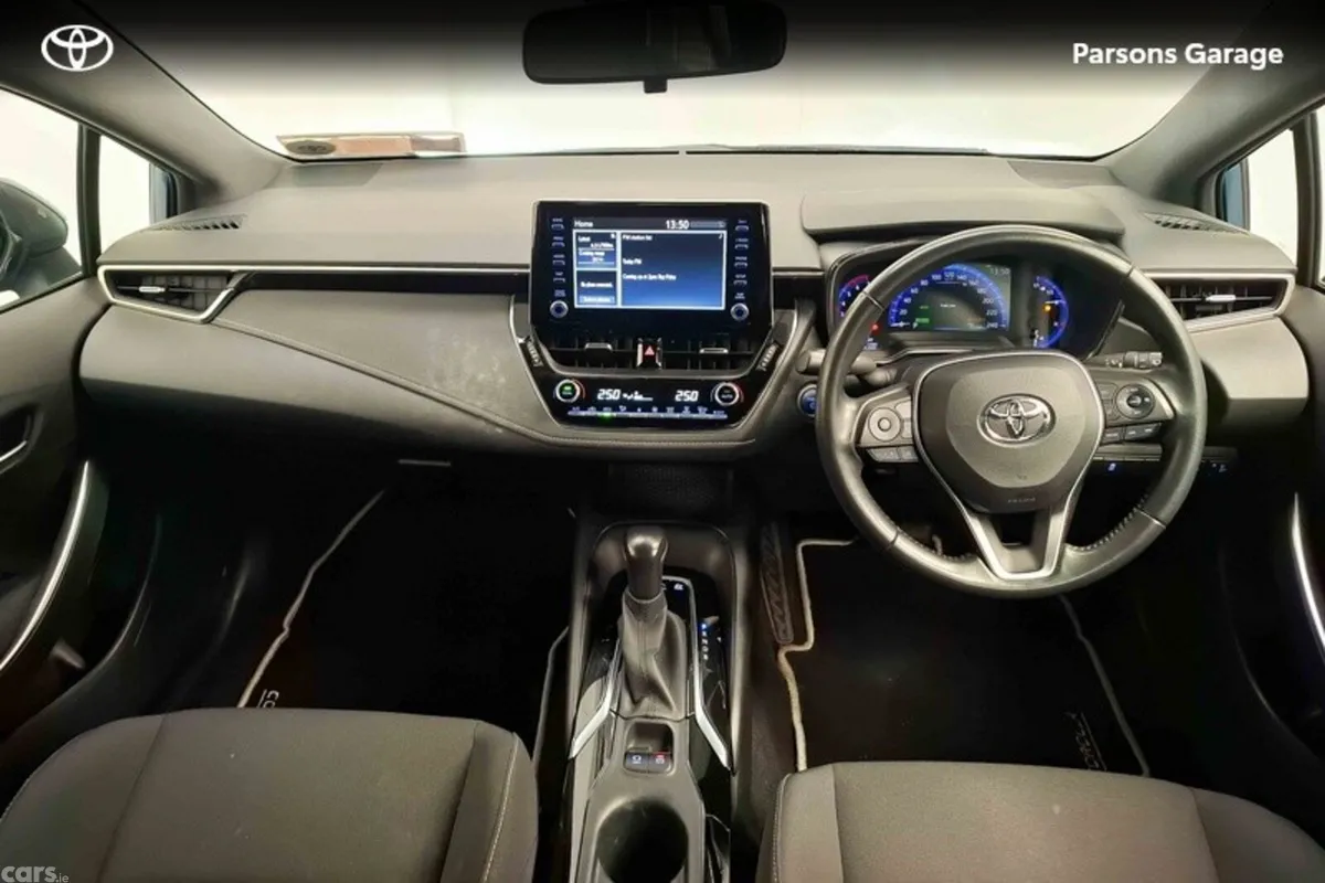 Toyota Corolla Hatchback, Petrol Hybrid, 2022, Blue