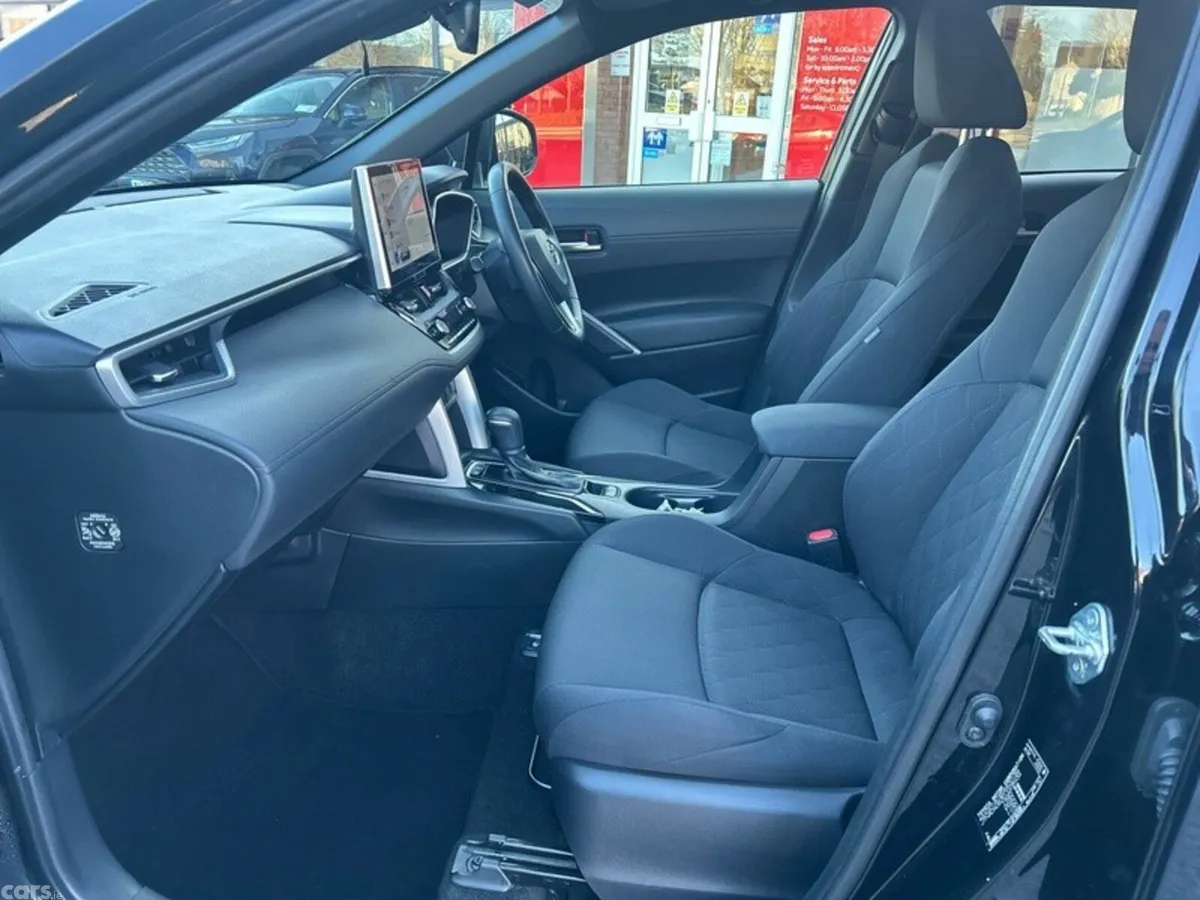 Toyota Corolla Cross SUV, Petrol Hybrid, 2024, Black