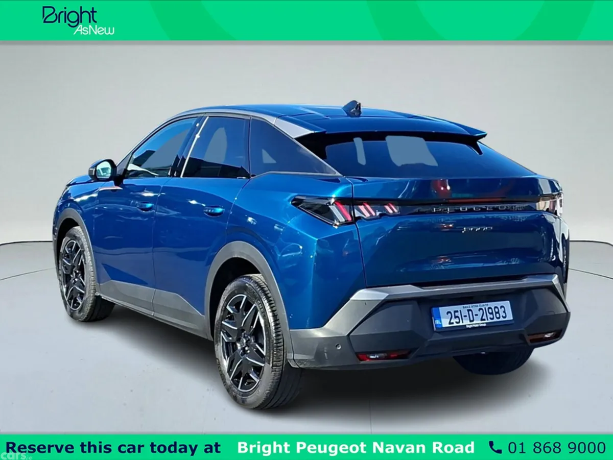 Peugeot 3008 MPV, Petrol, 2025, Blue
