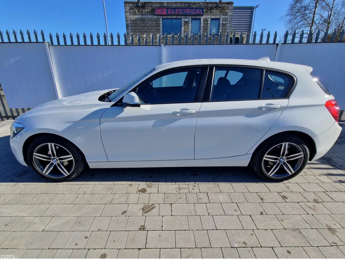 BMW 1-Series Hatchback, Petrol, 2015, White
