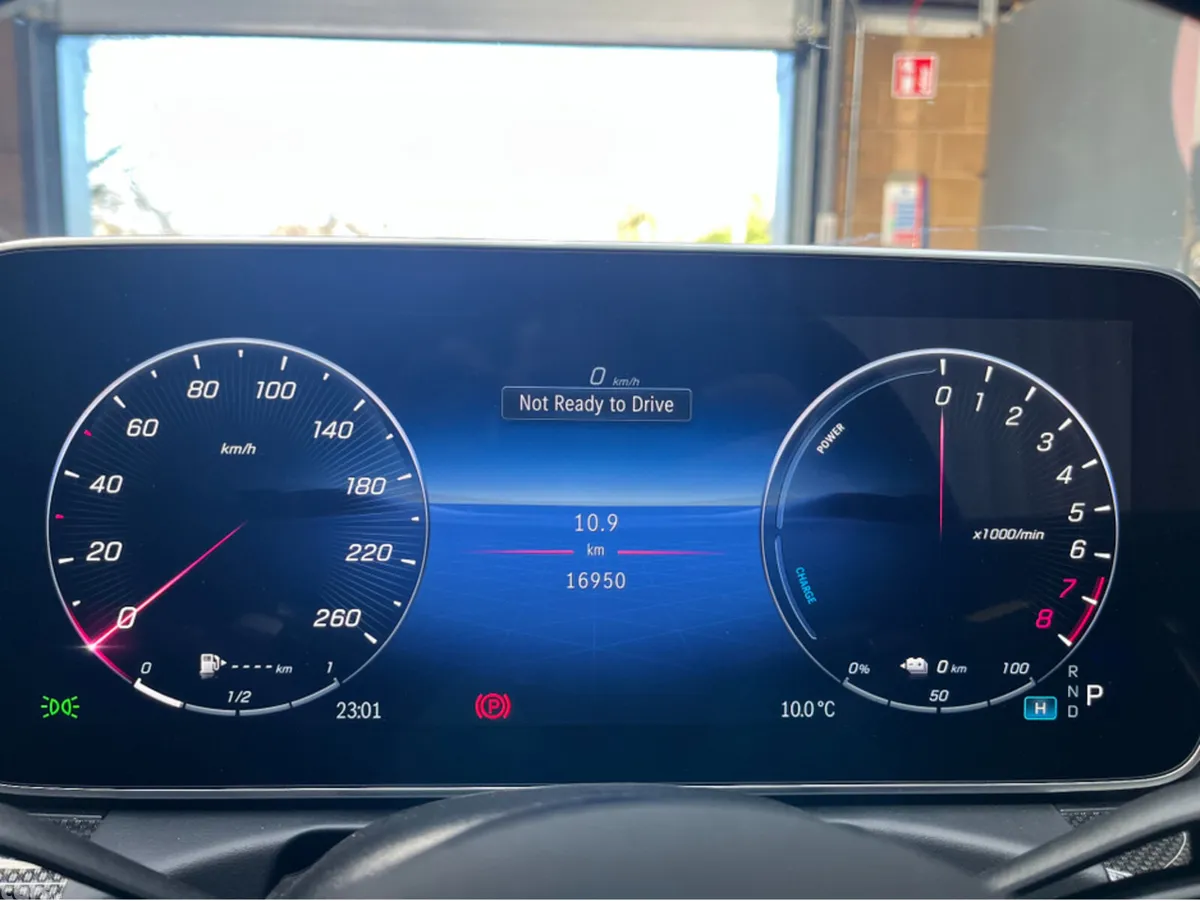 Mercedes-Benz C-Class Saloon, Petrol Plug-in Hybrid, 2024, White