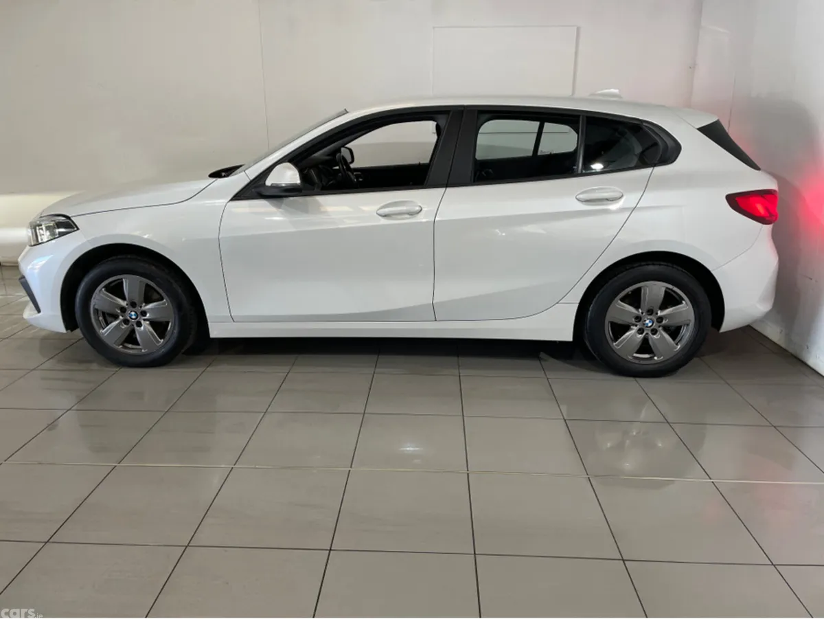 BMW 1-Series Hatchback, Diesel, 2022, White