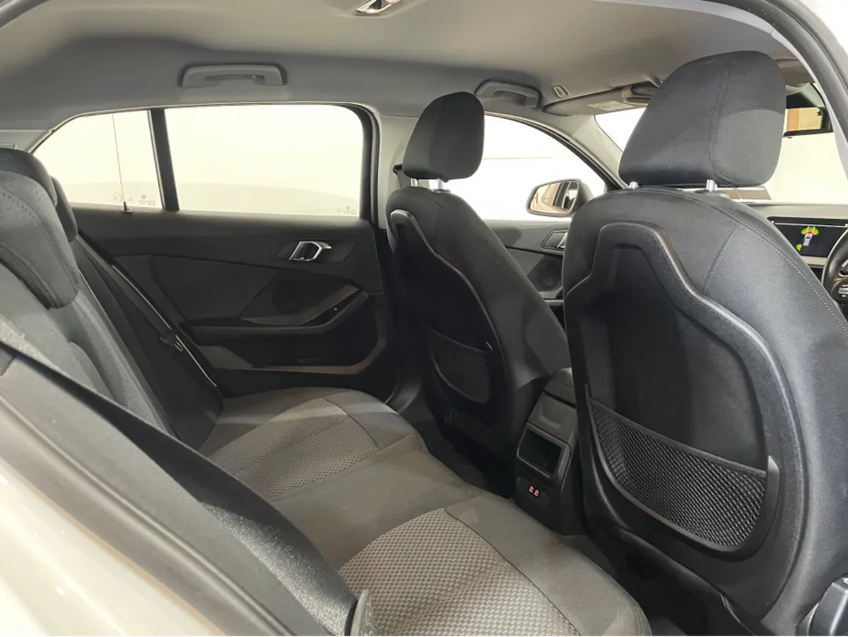 BMW 1-Series Hatchback, Diesel, 2022, White