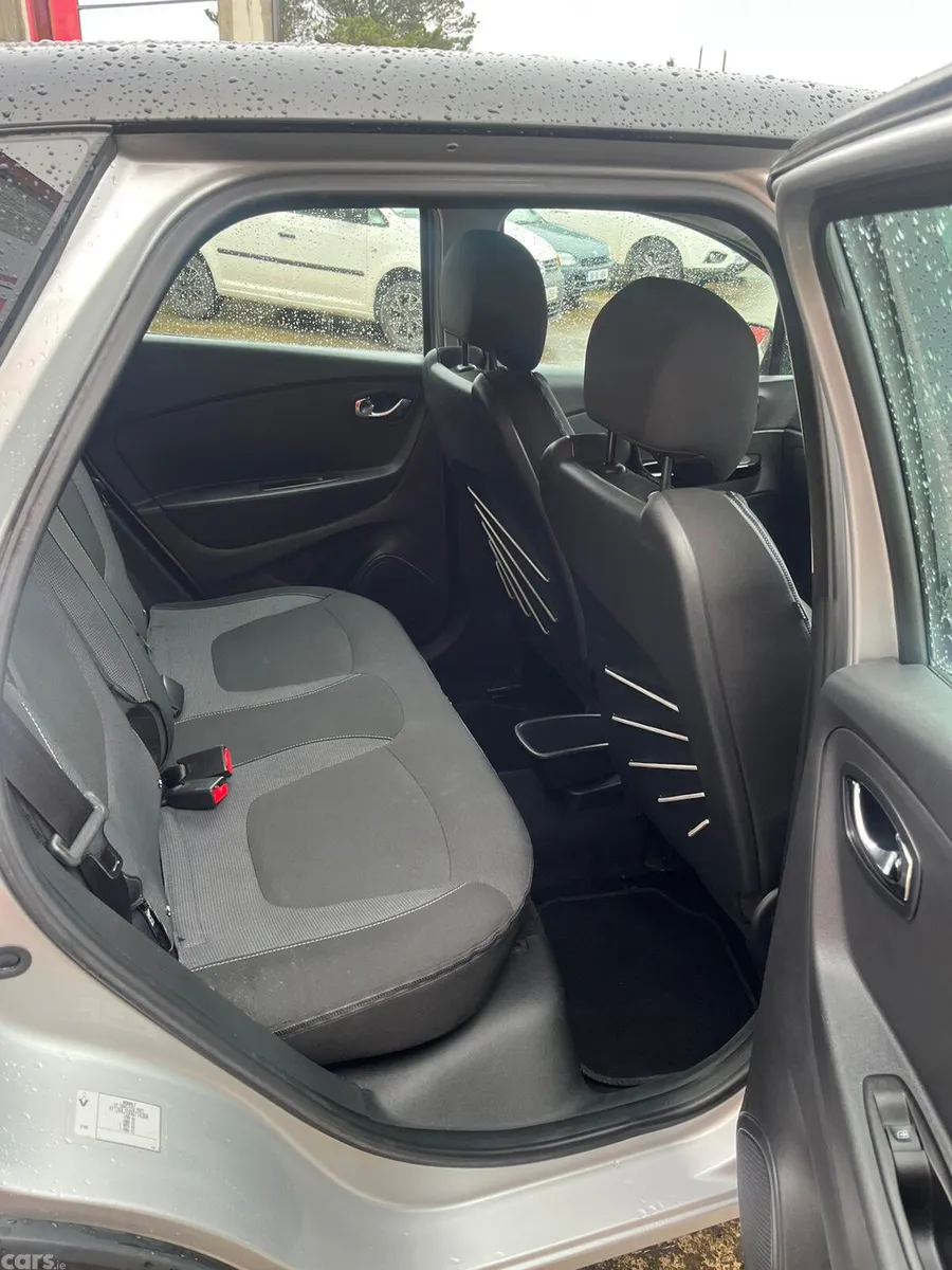 Renault Captur Hatchback, Diesel, 2017, Grey