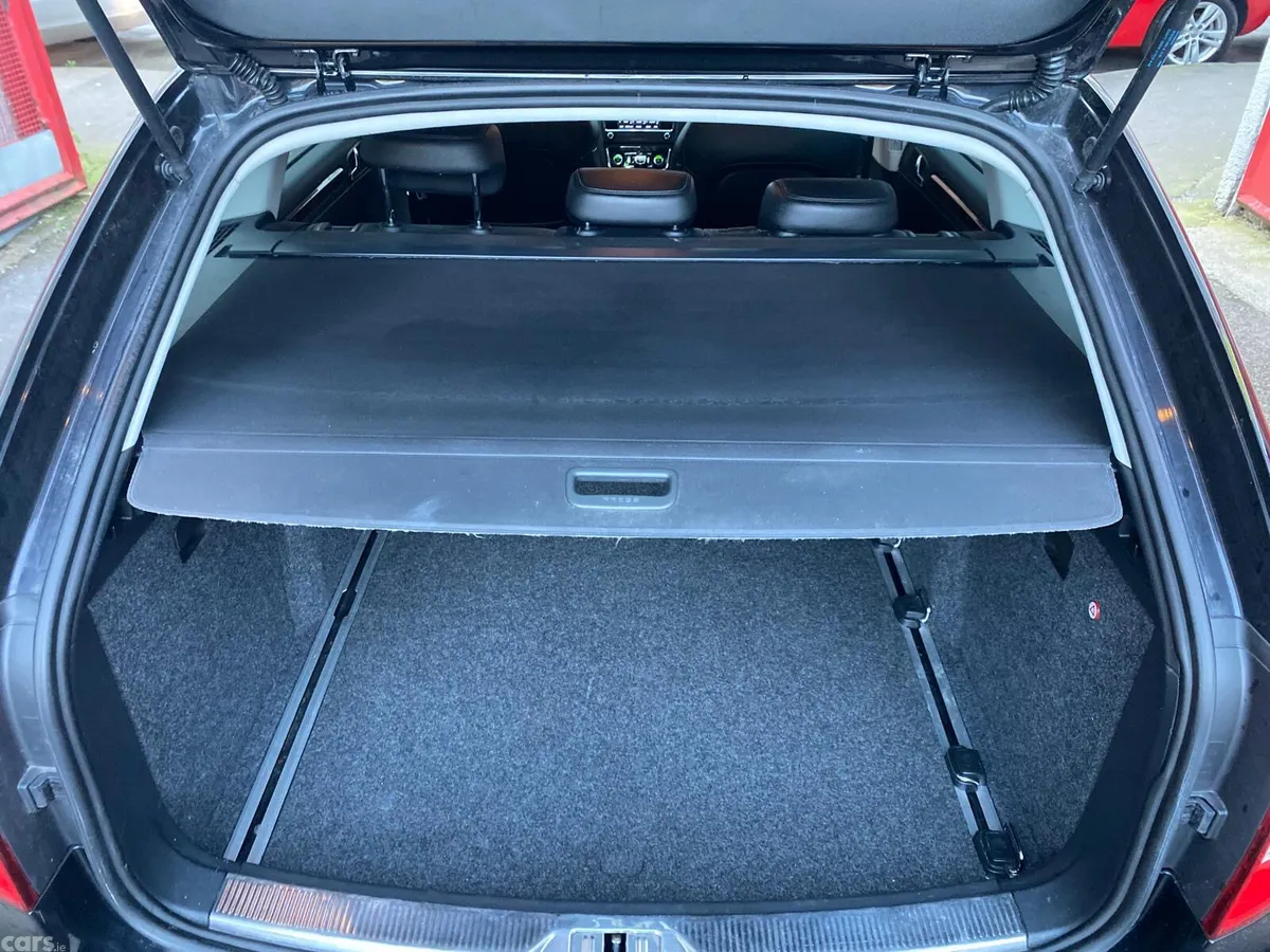 Skoda Superb Estate, Diesel, 2014, Black