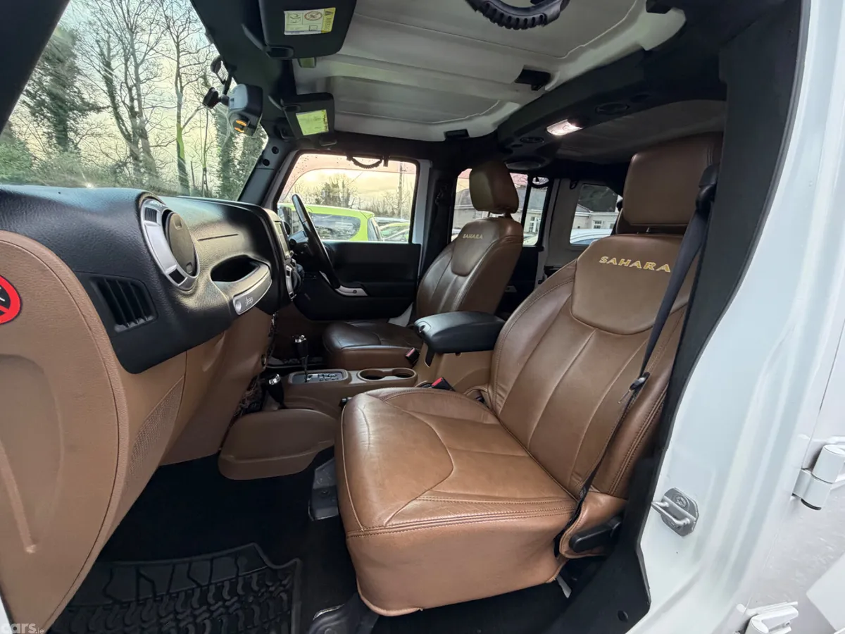 Jeep Wrangler SUV, Petrol, 2014, White