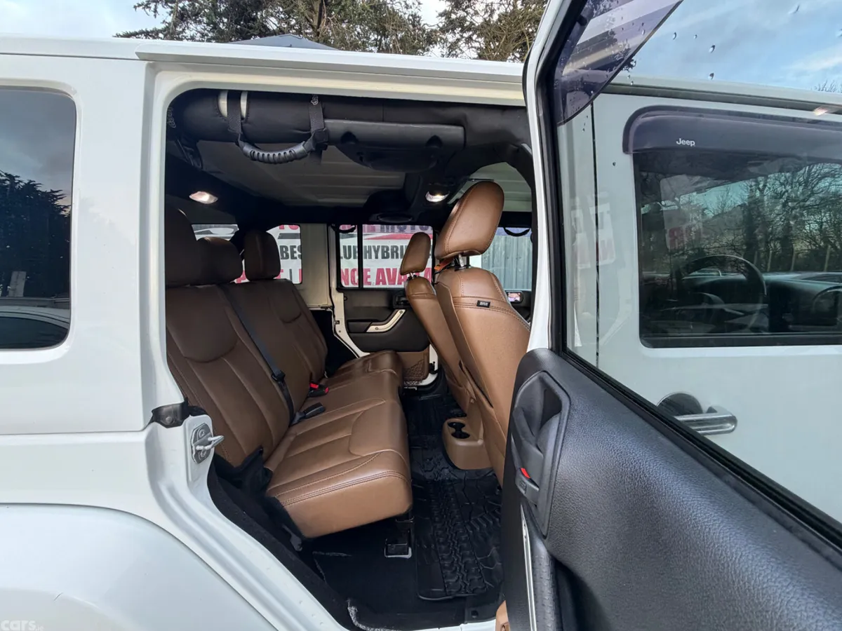 Jeep Wrangler SUV, Petrol, 2014, White