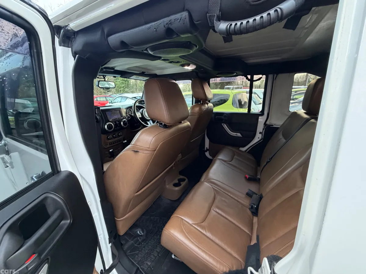 Jeep Wrangler SUV, Petrol, 2014, White