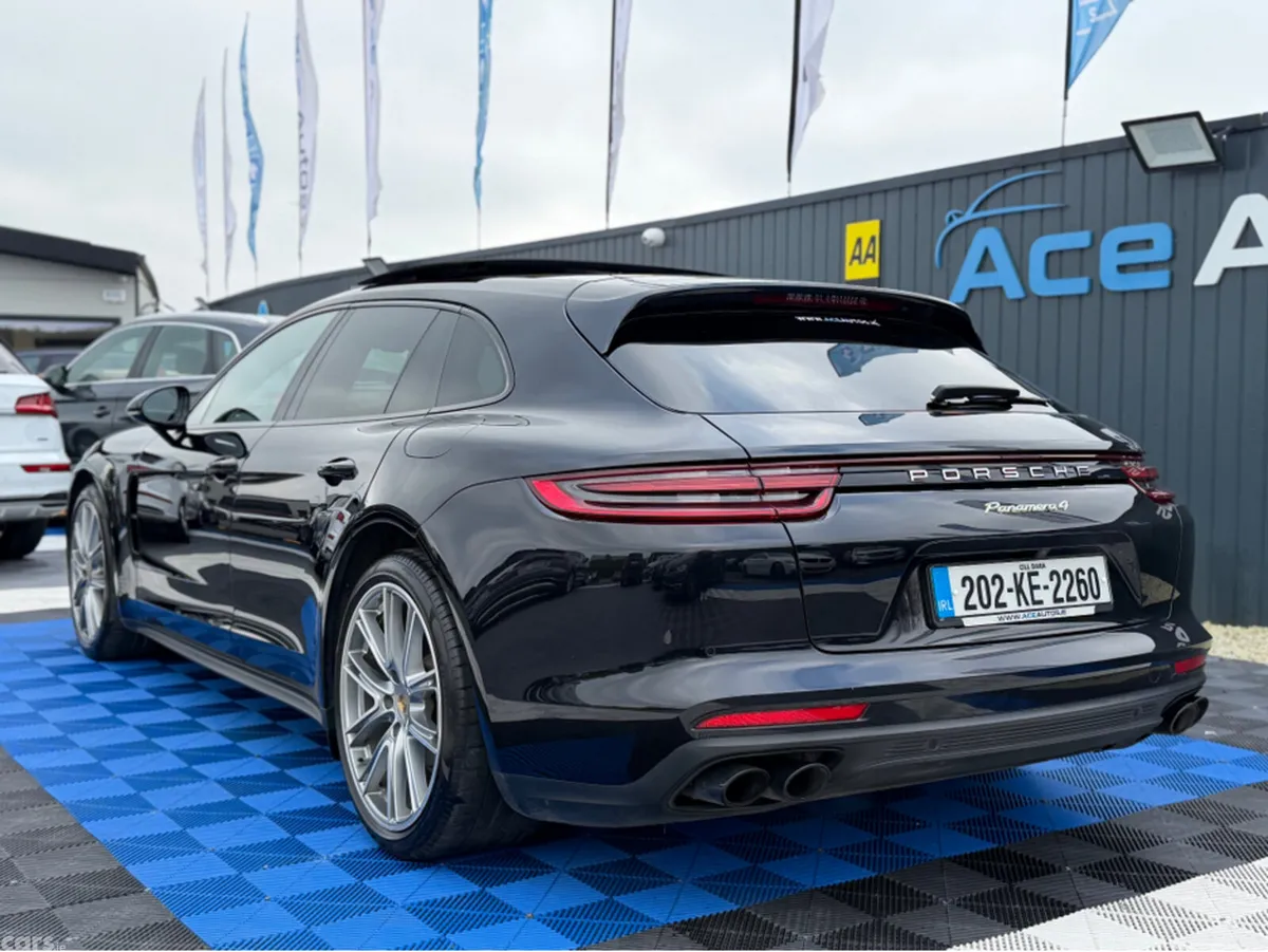 Porsche Panamera Estate, Petrol Plug-in Hybrid, 2020, Black