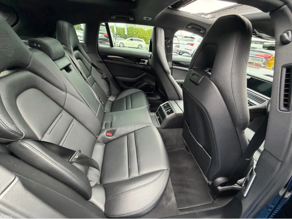 Porsche Panamera Estate, Petrol Hybrid, 2020, Black