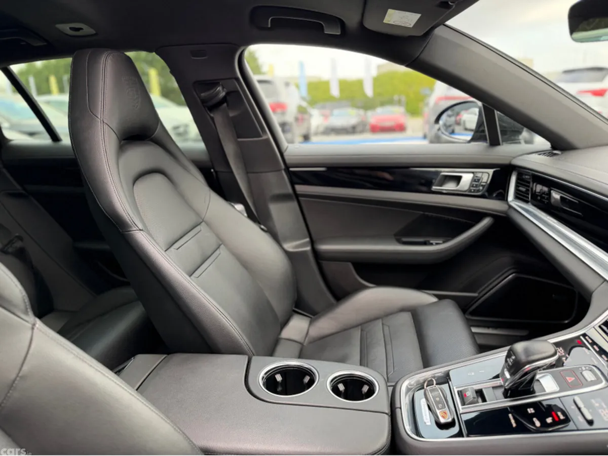 Porsche Panamera Estate, Petrol, 2020, Black