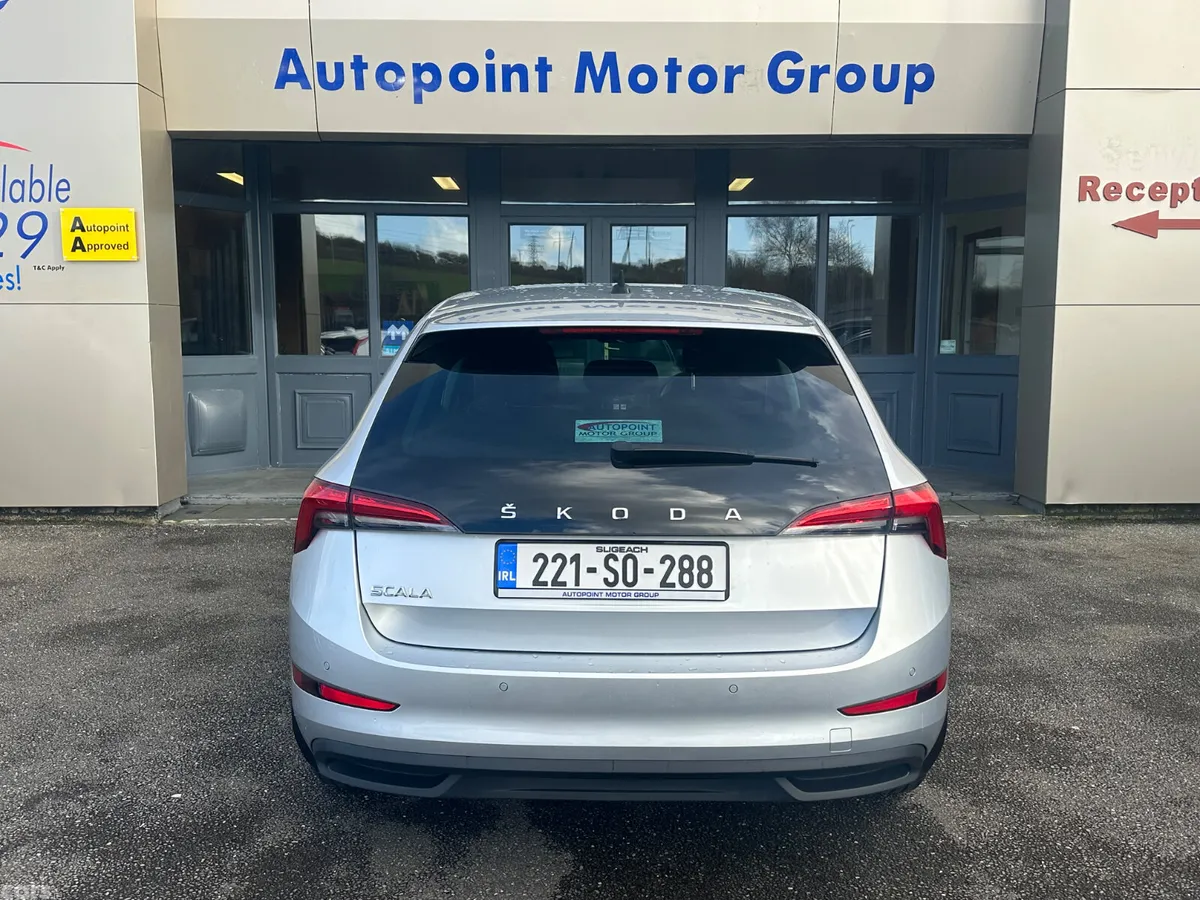 Skoda Scala Hatchback, Petrol, 2022, Grey