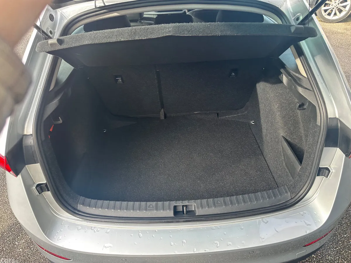Skoda Scala Hatchback, Petrol, 2022, Grey