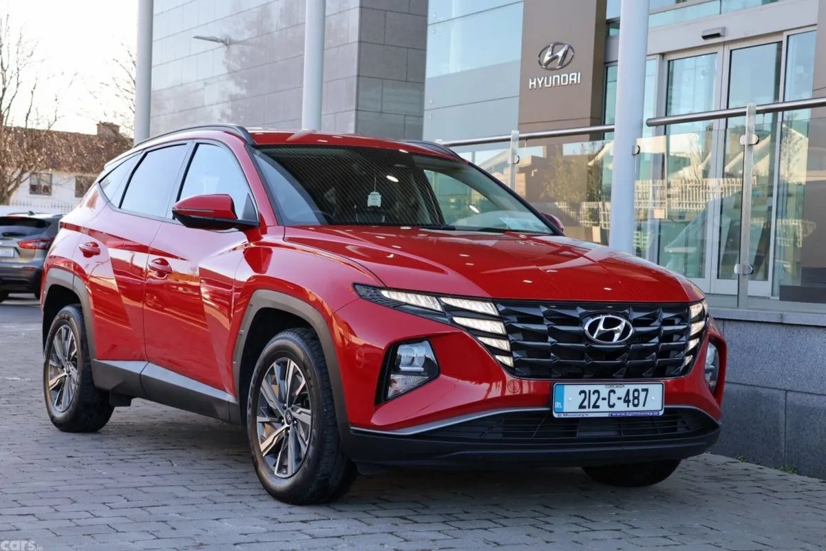 Hyundai Tucson SUV, Petrol Hybrid, 2021, Red