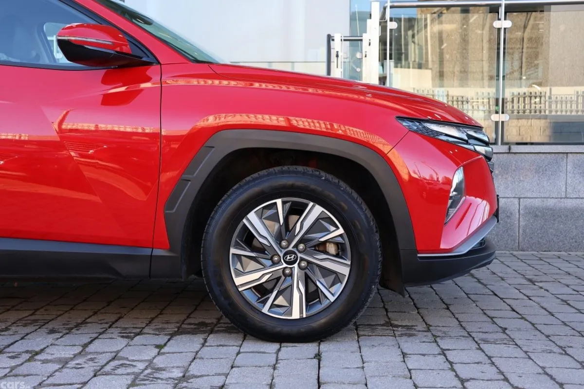 Hyundai Tucson SUV, Petrol Hybrid, 2021, Red