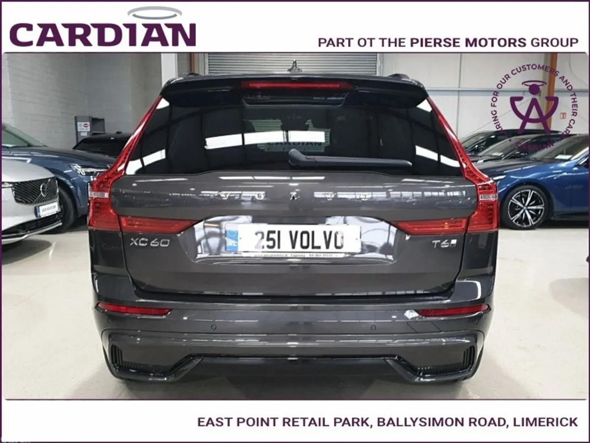 Volvo XC60 SUV, Petrol Hybrid, 2025, Grey