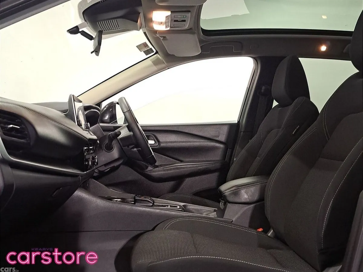 Nissan Qashqai SUV, Petrol, 2024, Black