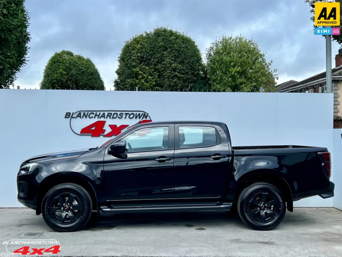 Isuzu D-Max Pick Up, Diesel, 2026, Black