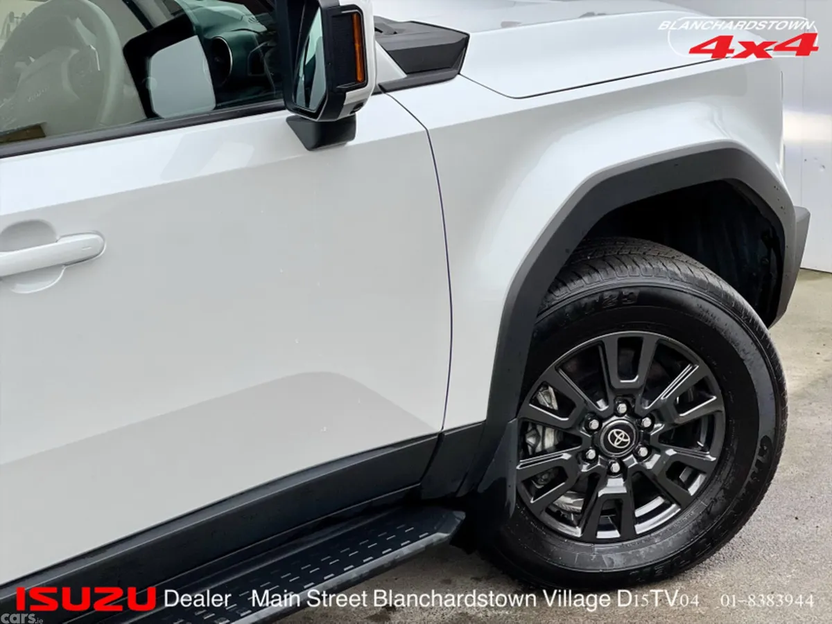 Toyota Land Cruiser SUV, Diesel, 2024, White