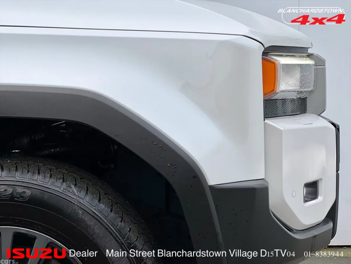Toyota Land Cruiser SUV, Diesel, 2024, White