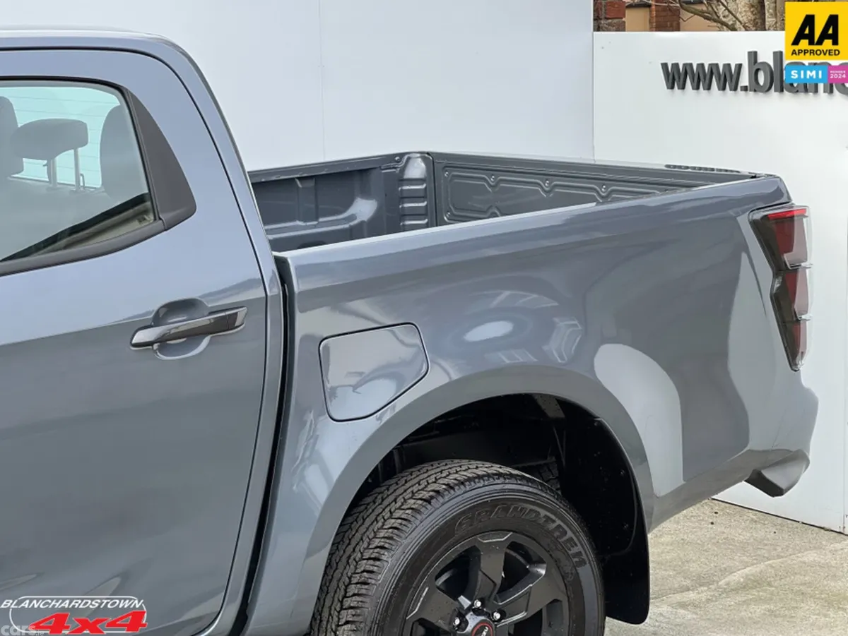 Isuzu D-Max Pick Up, Diesel, 2026, Grey