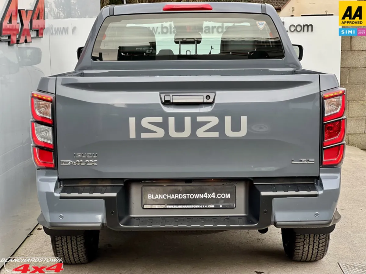 Isuzu D-Max Pick Up, Diesel, 2026, Grey