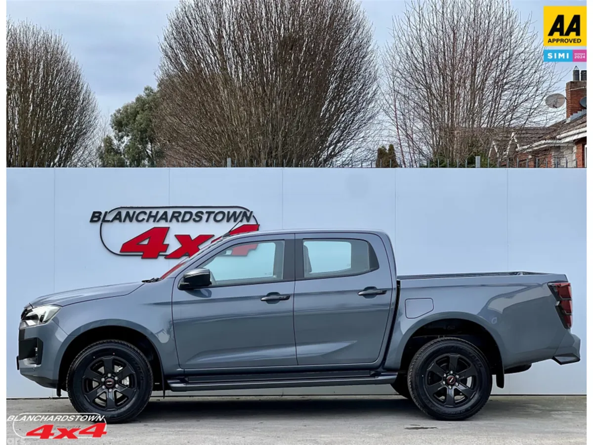 Isuzu D-Max Pick Up, Diesel, 2026, Grey