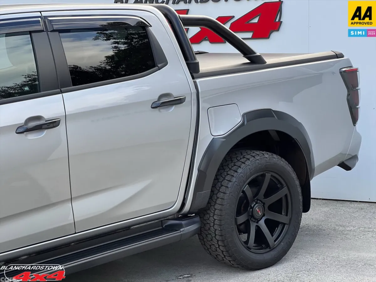 Isuzu D-Max Pick Up, Diesel, 2026, Silver