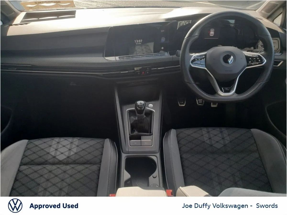 Volkswagen Golf Estate, Petrol, 2023, Blue