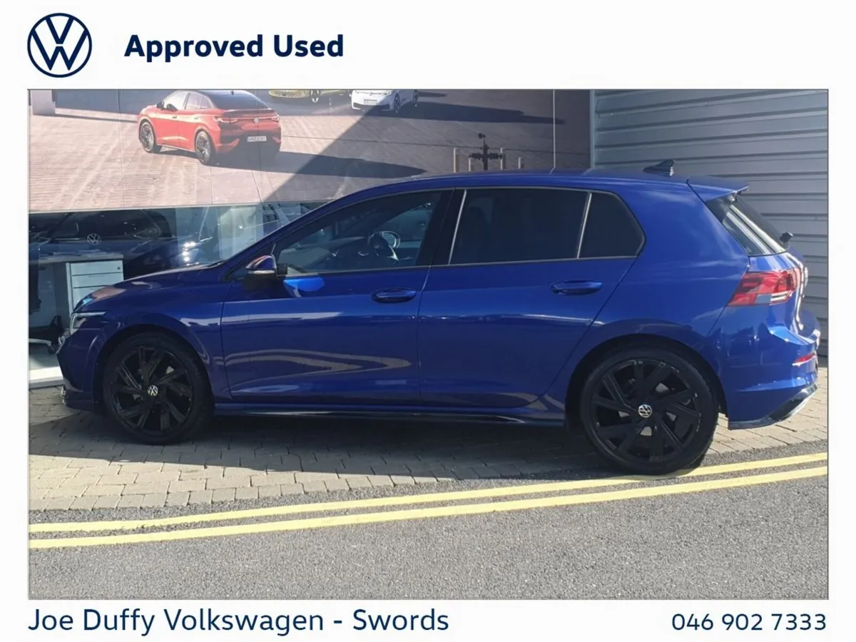 Volkswagen Golf Estate, Petrol, 2023, Blue