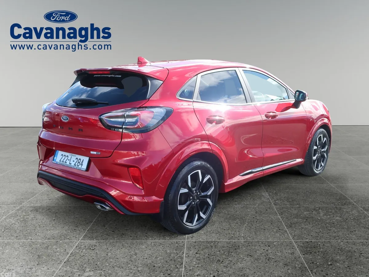 Ford Puma MPV, Petrol Hybrid, 2022, Red
