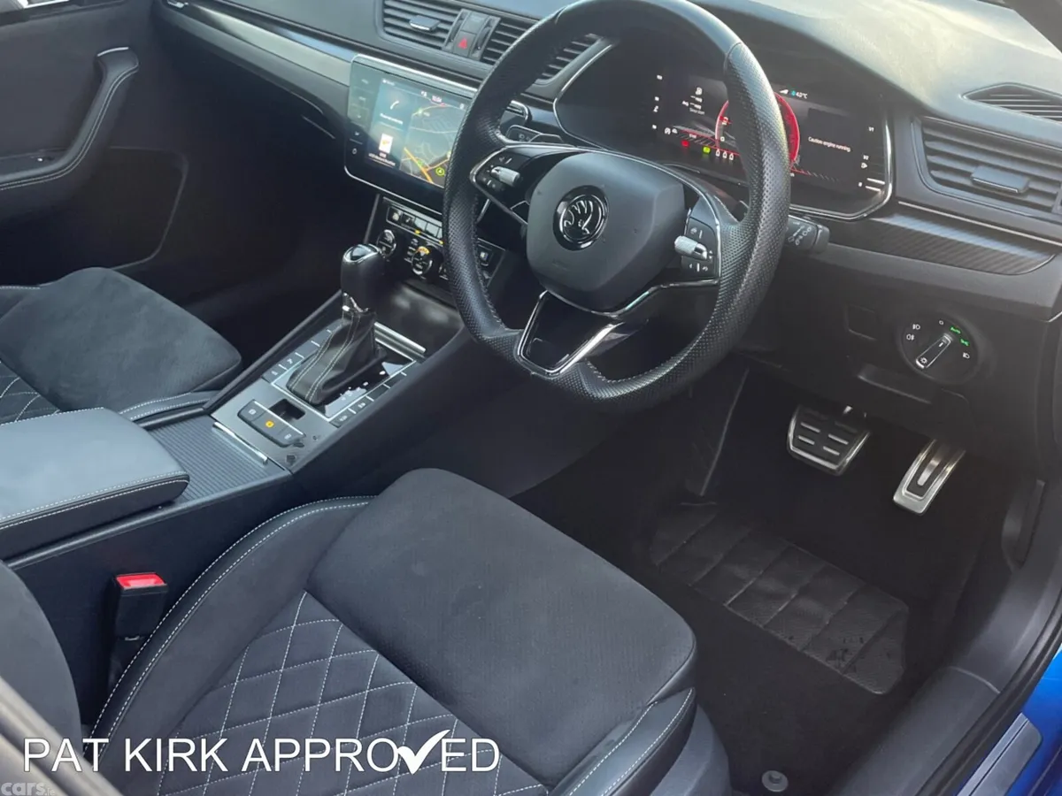 Skoda Superb Hatchback, Diesel, 2024, Blue
