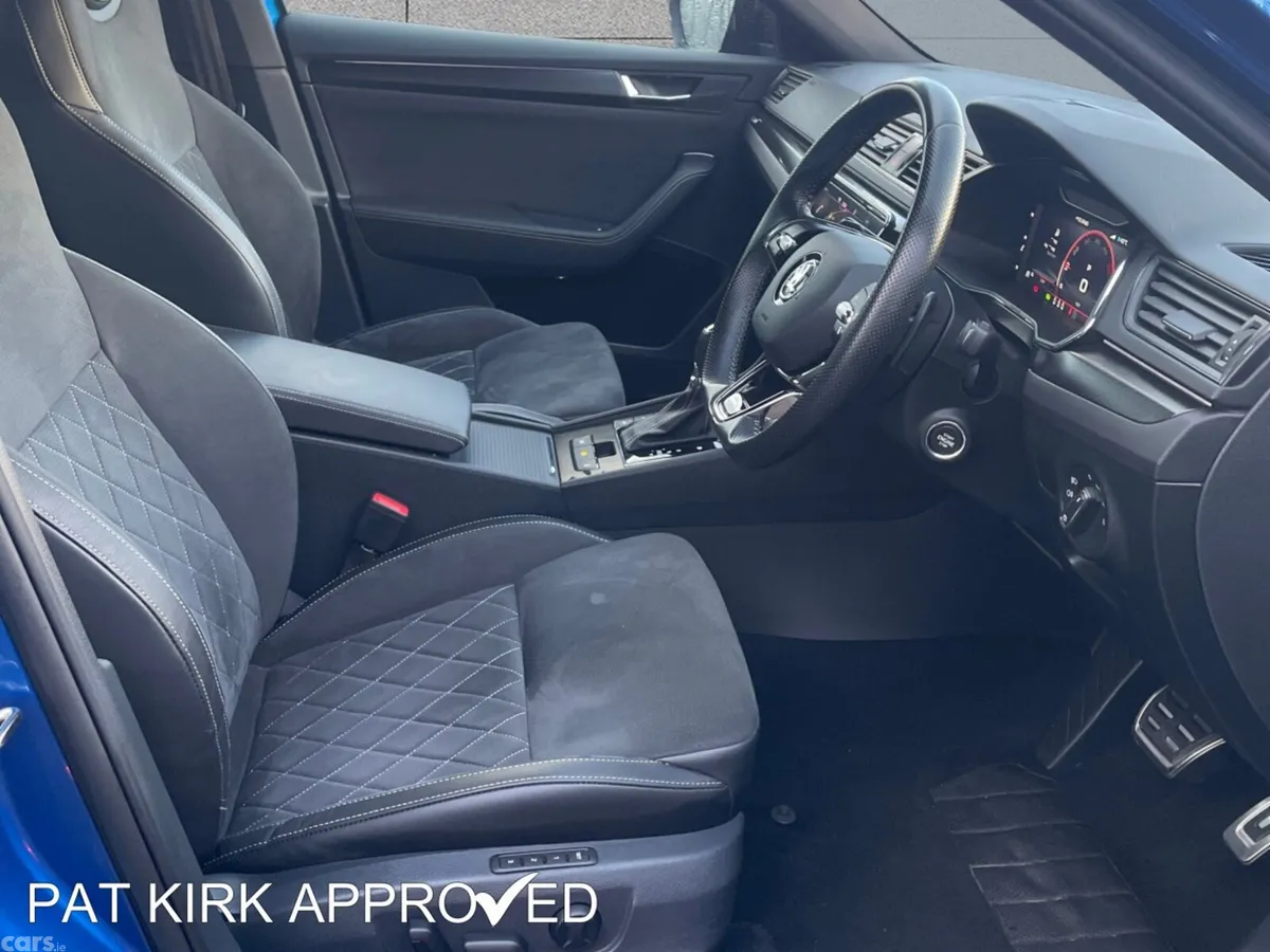 Skoda Superb Hatchback, Diesel, 2024, Blue