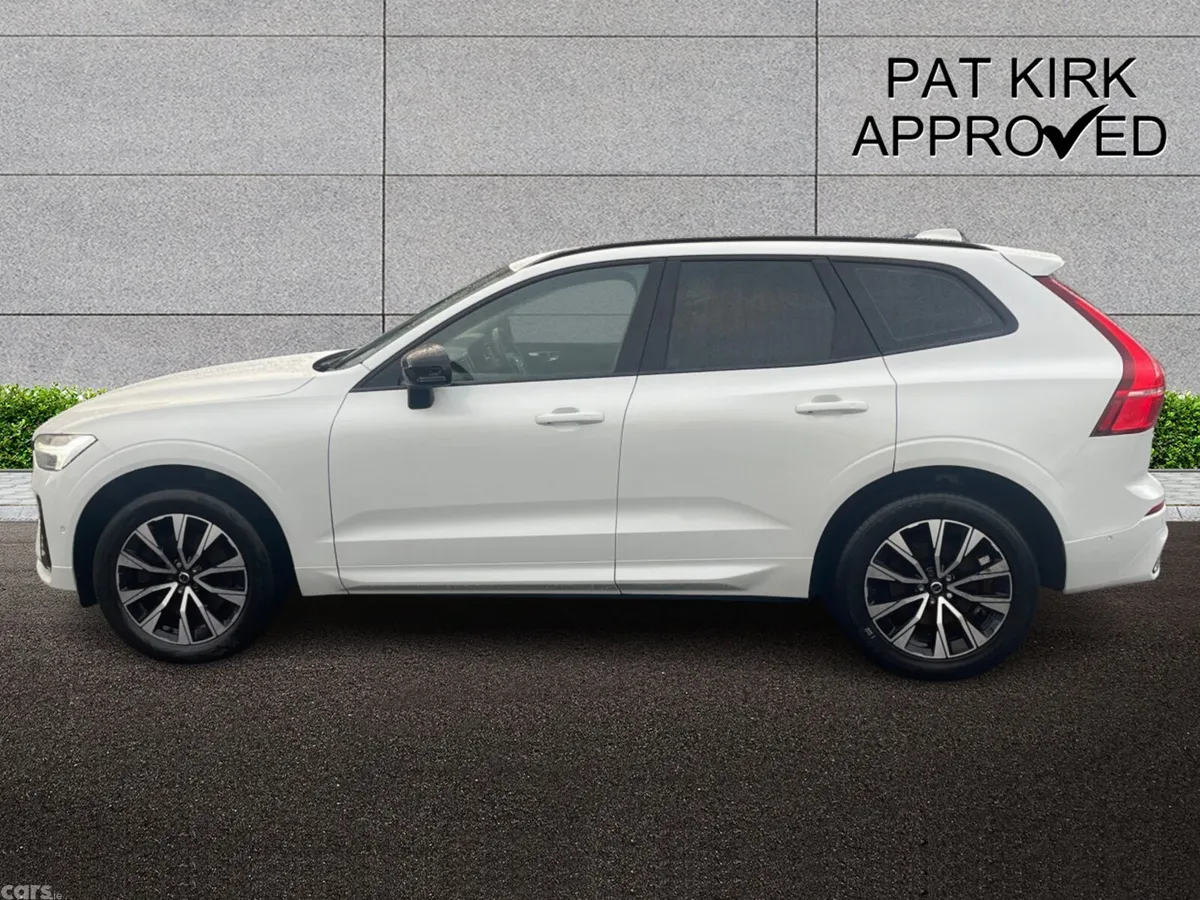 Volvo XC60 Estate, Diesel, 2023, White