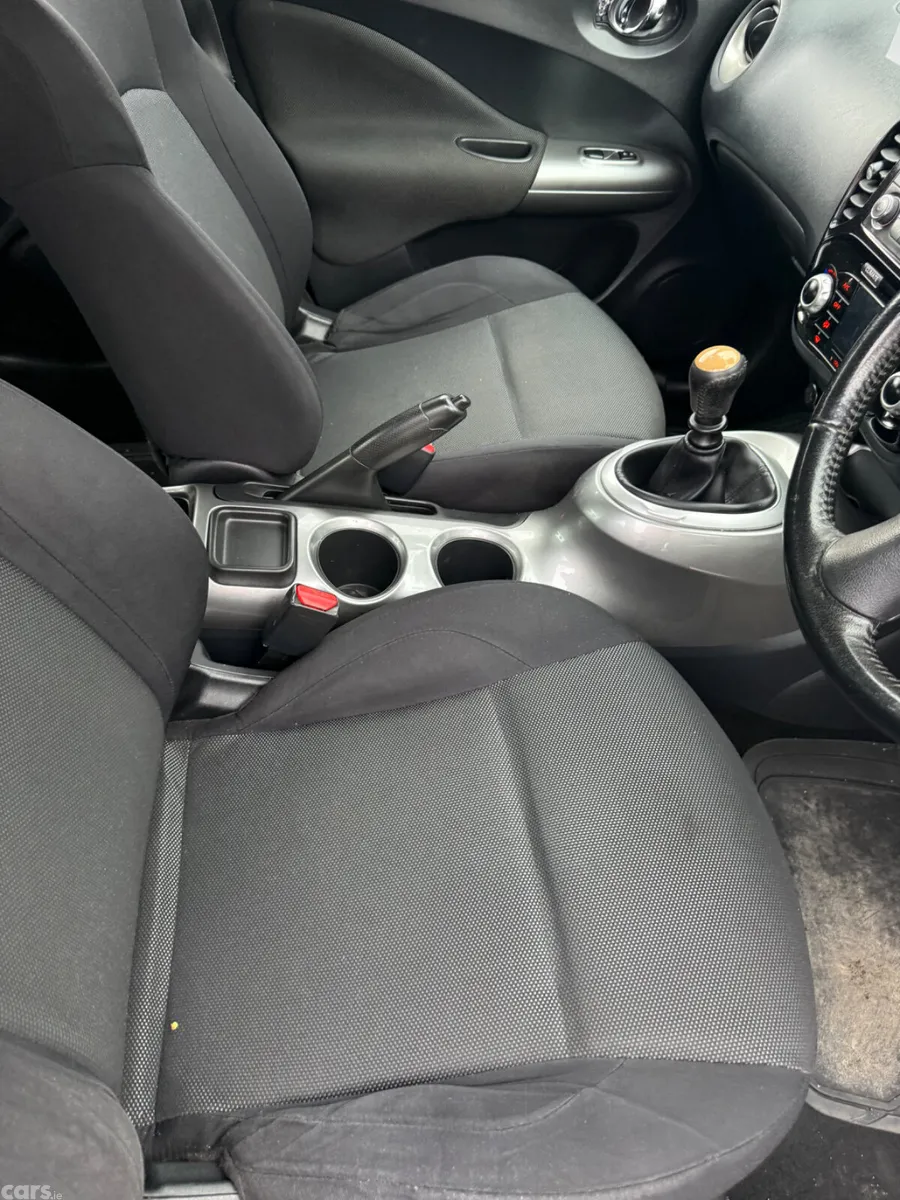 Nissan Juke SUV, Diesel, 2014, Silver