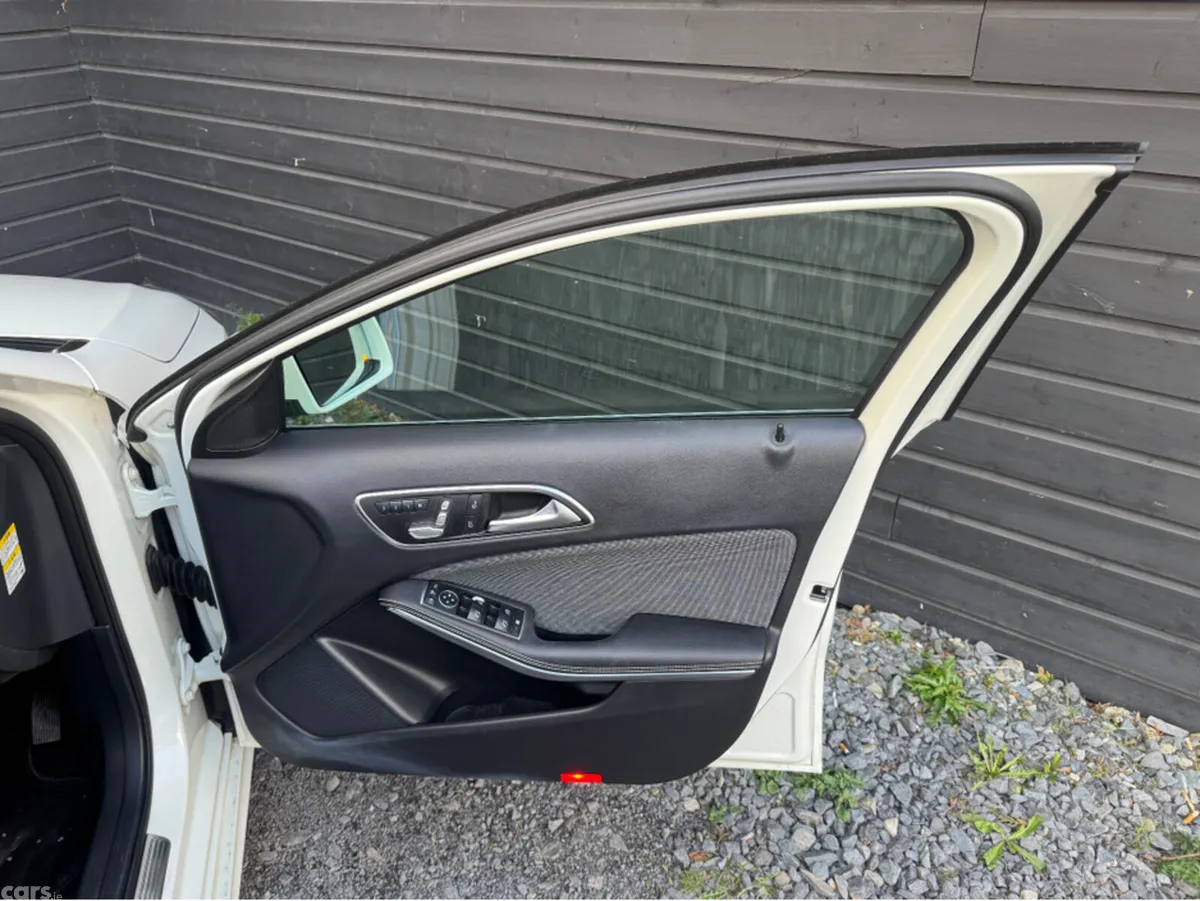 Mercedes-Benz A-Class Hatchback, Petrol, 2016, White