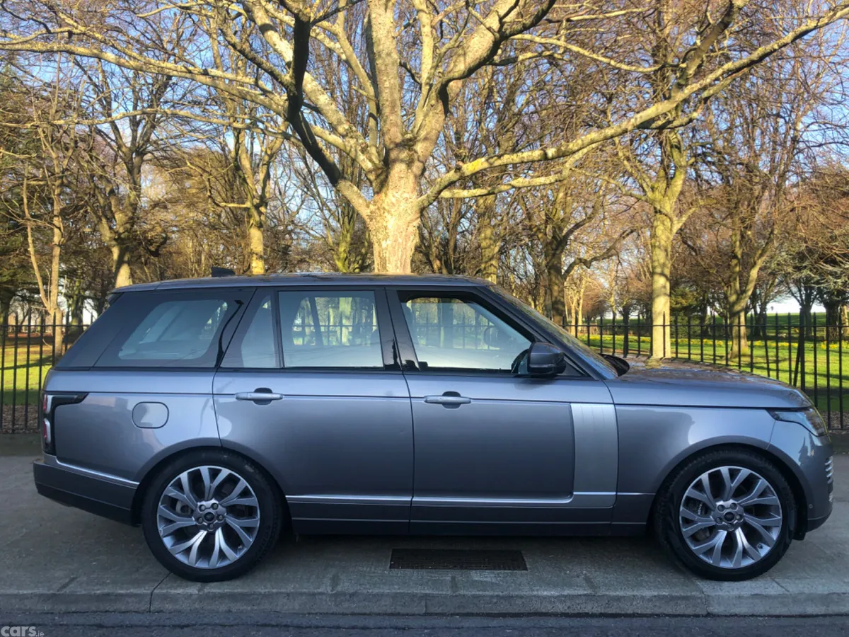 Land Rover Range Rover SUV, Petrol Plug-in Hybrid, 2019, Grey