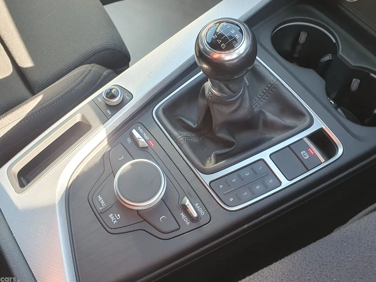 Audi A4 Saloon, Petrol, 2016, White