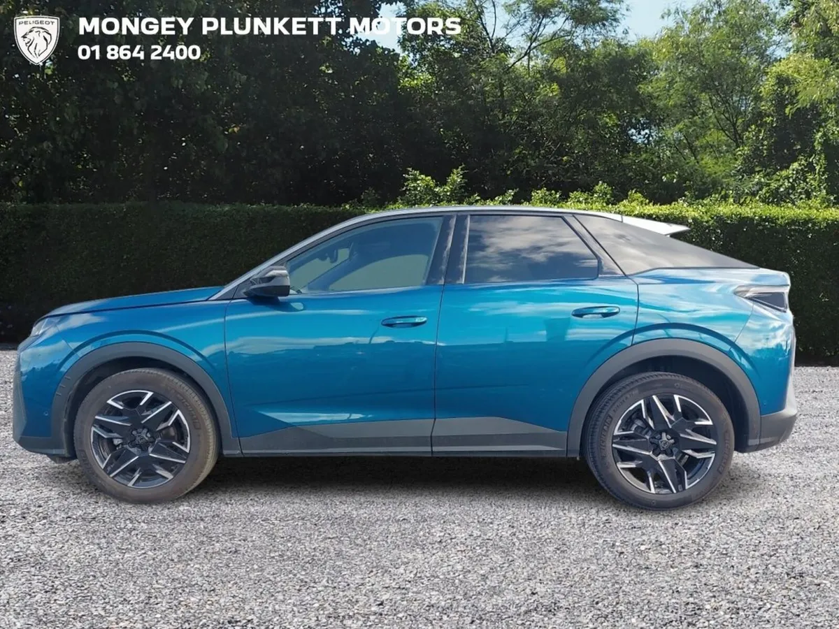 Peugeot 3008 MPV, Petrol, 2025, Blue