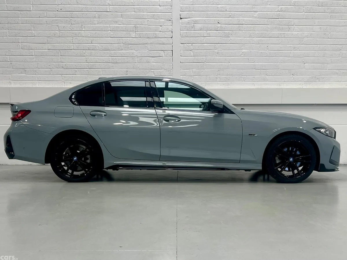 BMW 3-Series Saloon, Petrol Plug-in Hybrid, 2023, Grey