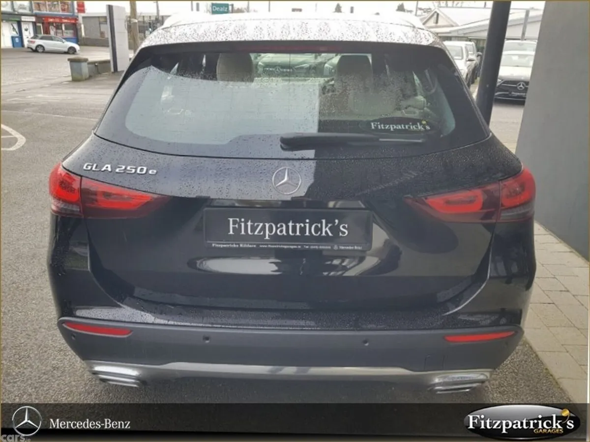 Mercedes-Benz GLA SUV, Petrol Plug-in Hybrid, 2023, Black