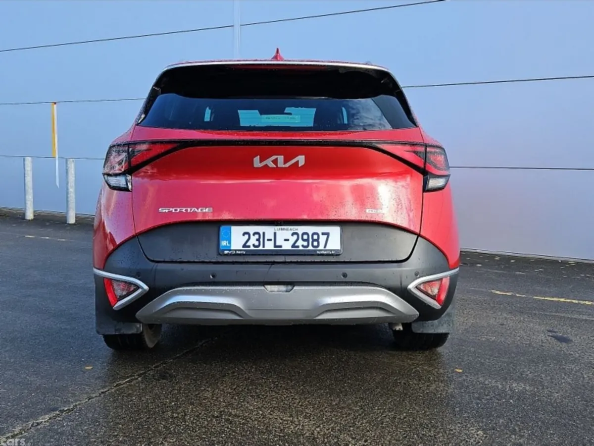 Kia Sportage SUV, Petrol Plug-in Hybrid, 2023, Red