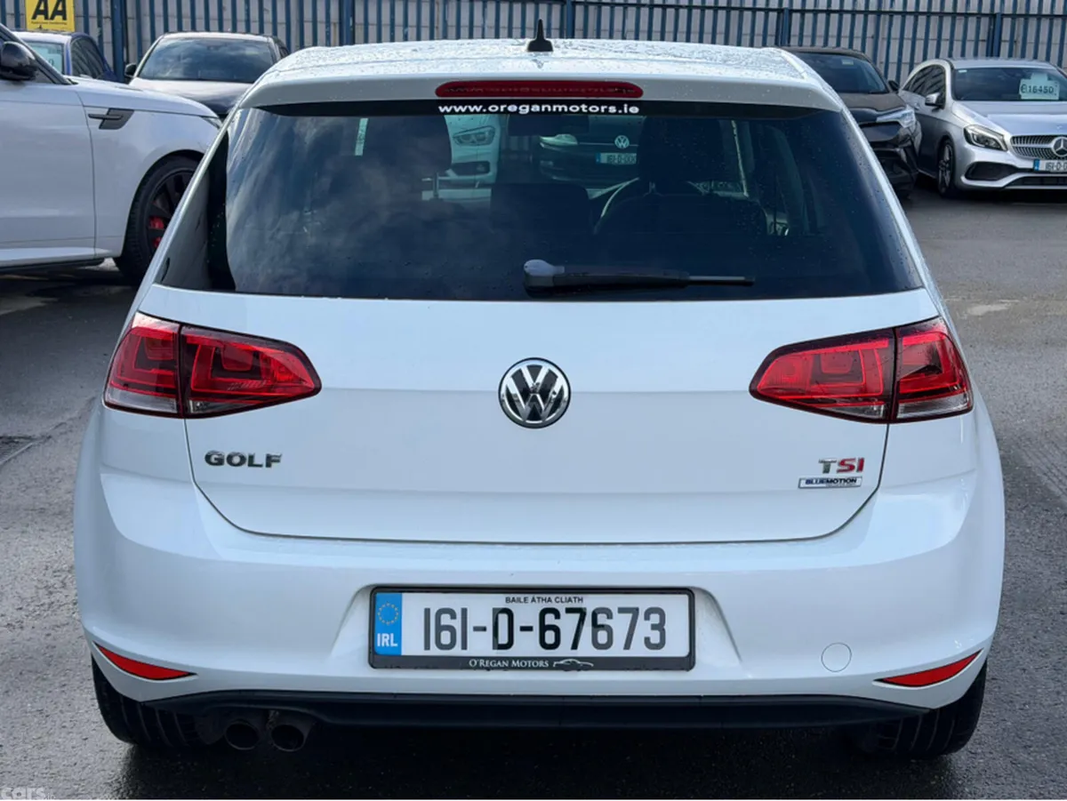Volkswagen Golf Hatchback, Petrol, 2016, White