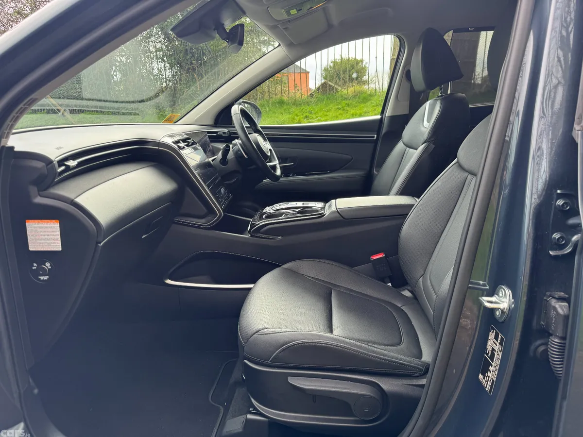 Hyundai Tucson SUV, Petrol Plug-in Hybrid, 2024, Blue