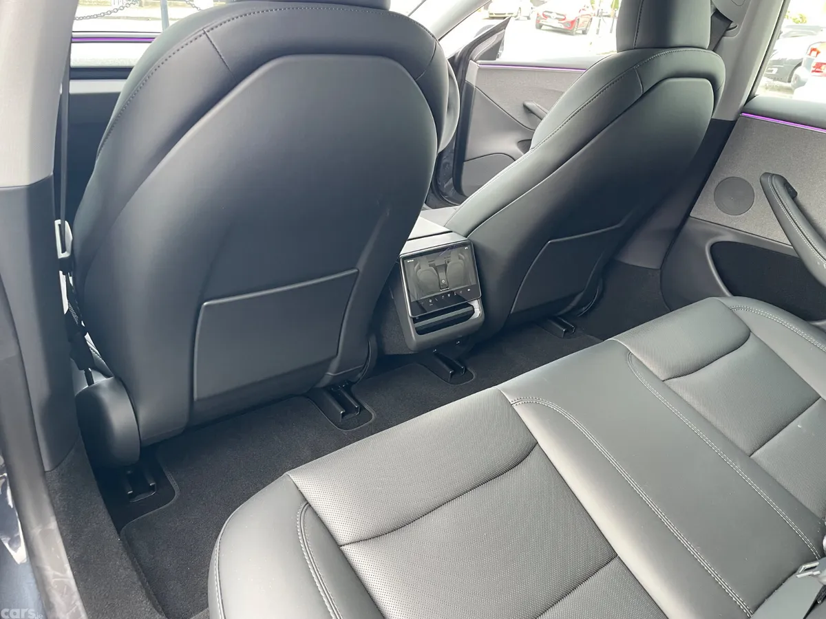 Tesla Model 3 Saloon, Electric, 2025, Grey